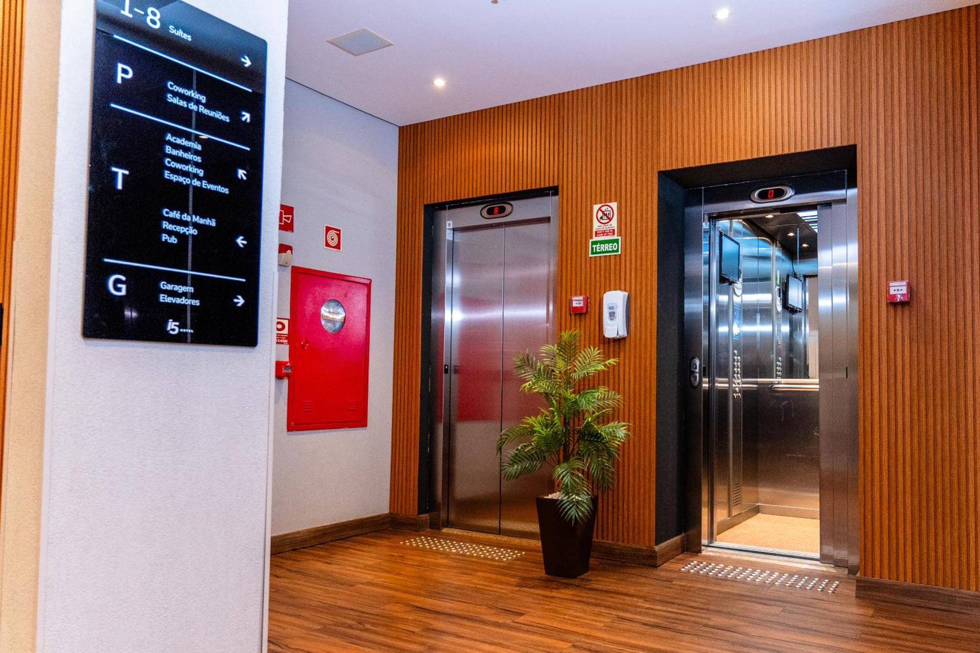I5 Play Hotel Aguas Claras Exteriér fotografie